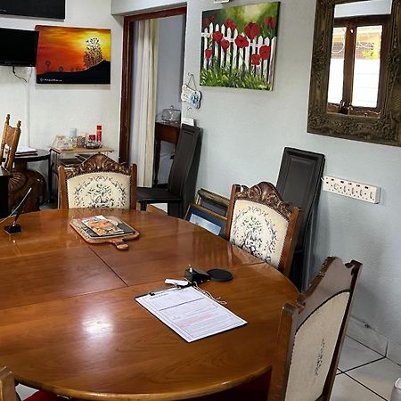 פולוקוואנה Sleepers Villa Guesthouse מראה חיצוני תמונה