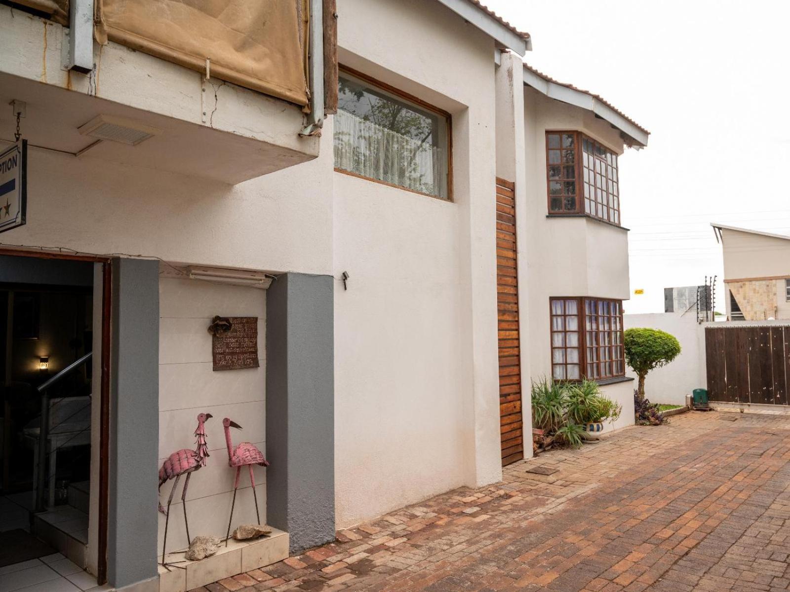 פולוקוואנה Sleepers Villa Guesthouse מראה חיצוני תמונה